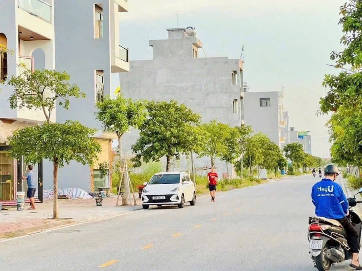 Bán shophouse 67.5m2 mặt tiền 4.5m Huyền Quang Hải Dương 3.3 tỷ - Ảnh thu nhỏ 2