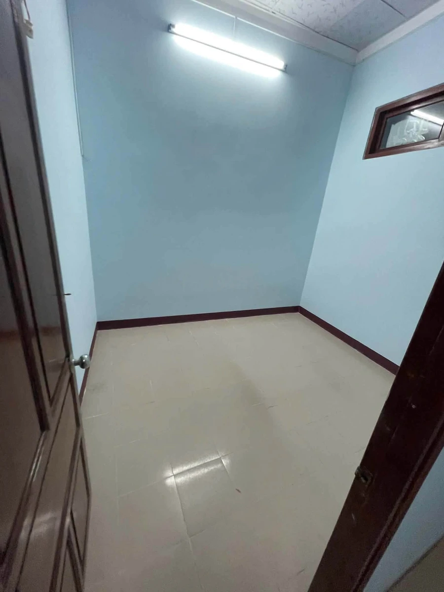 Bán nhà mặt tiền Quang Trung 65m² giá 3,3 tỷ - Ảnh thu nhỏ 4