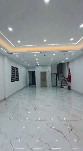 Cho thuê nhà Nguyễn Chính 90m² 7 tầng thang máy 40 triệu/tháng - Ảnh 1