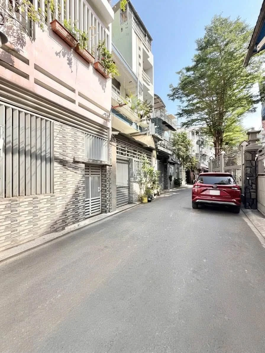 Bán nhà hẻm ô tô 46m2, 3 tầng 4PN, gần Phạm Văn Hai, Tân Bình, giá nhỉnh 7 tỷ - Ảnh thu nhỏ 2