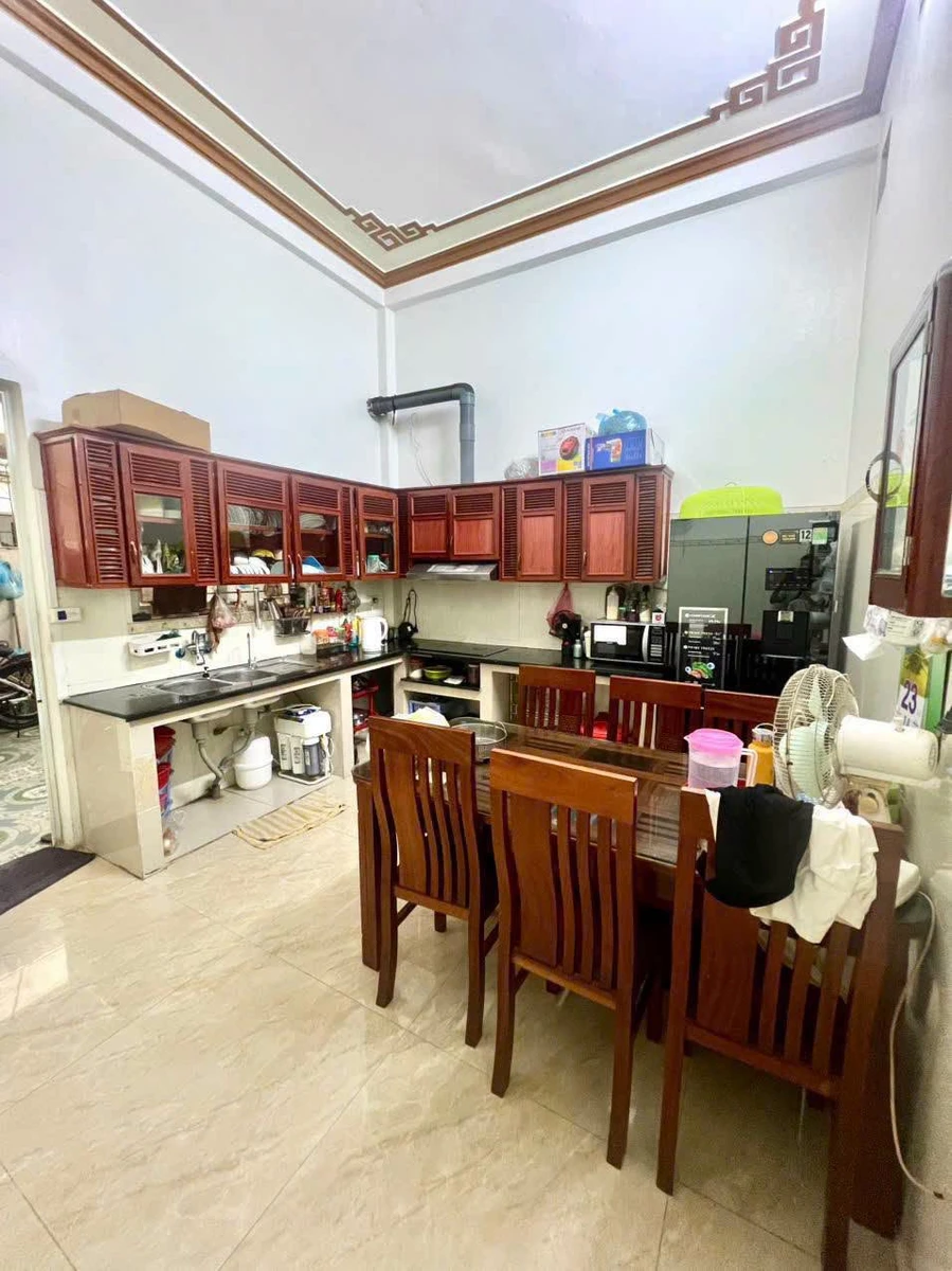 Bán nhà 2 tầng 90m2 giá 3,2 tỷ Phố Hưng Thịnh - Ảnh thu nhỏ 5