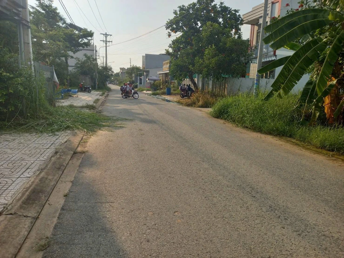 Bán 2 lô đất 5x19m sổ riêng Hóc Môn 1,7 tỷ/lô - Ảnh thu nhỏ 4