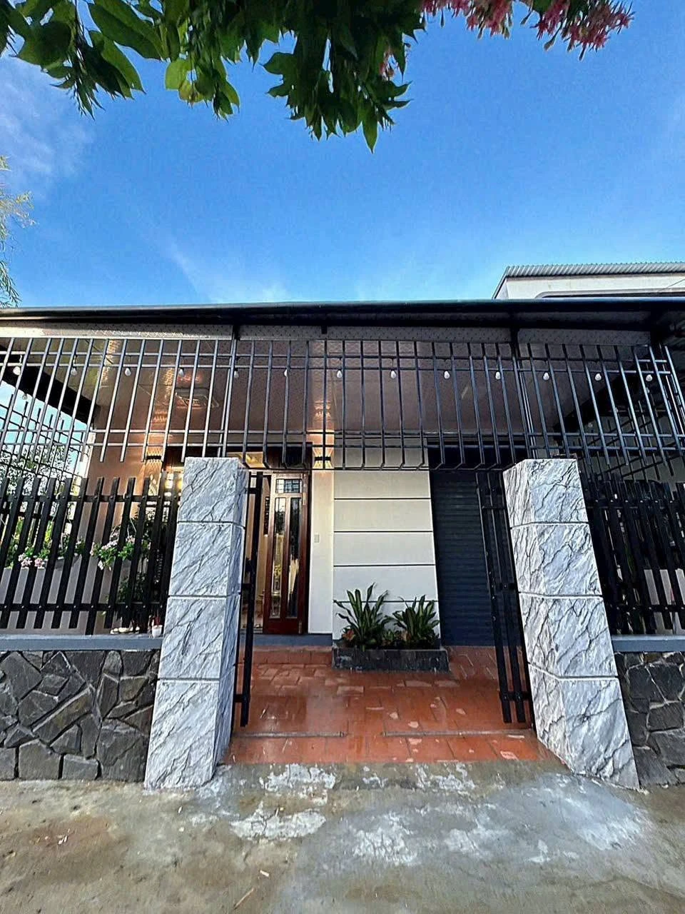 Bán nhà 2PN full nội thất, 105m2, Phạm Văn Đồng, Gò Vấp - Ảnh 1
