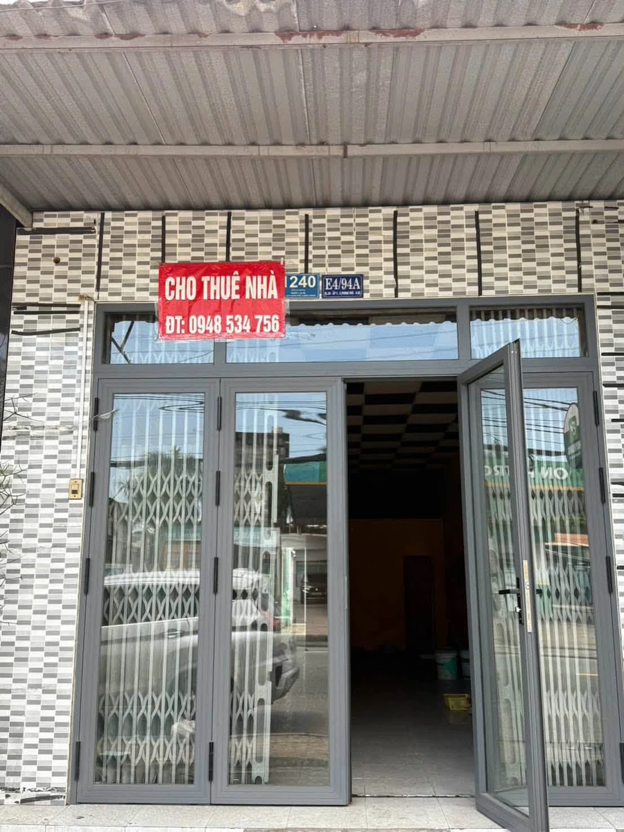 Nhà cho thuê mặt tiền Quốc Lộ 50, 4PN 3WC, 200m² - Ảnh thu nhỏ 2
