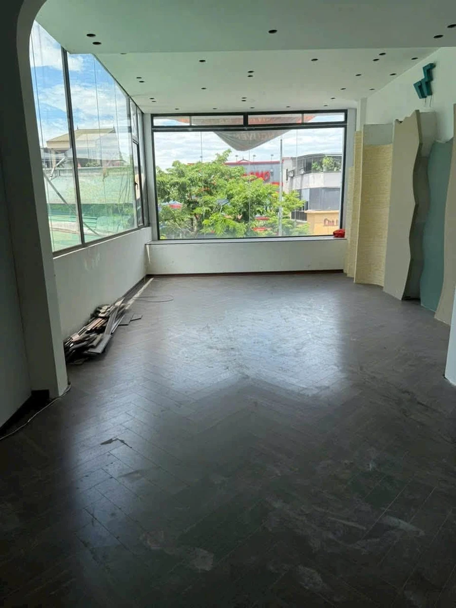 Cho thuê mặt bằng 120m² Nguyễn Văn Cừ, Vinh 20 triệu/tháng - Ảnh thu nhỏ 3