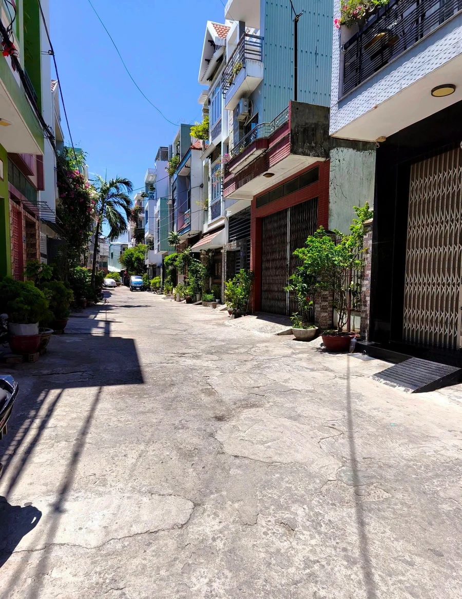 Bán nhà 37m² gần Tượng đài Quang Trung, Quy Nhơn, 2 tỷ 3 - Ảnh thu nhỏ 2