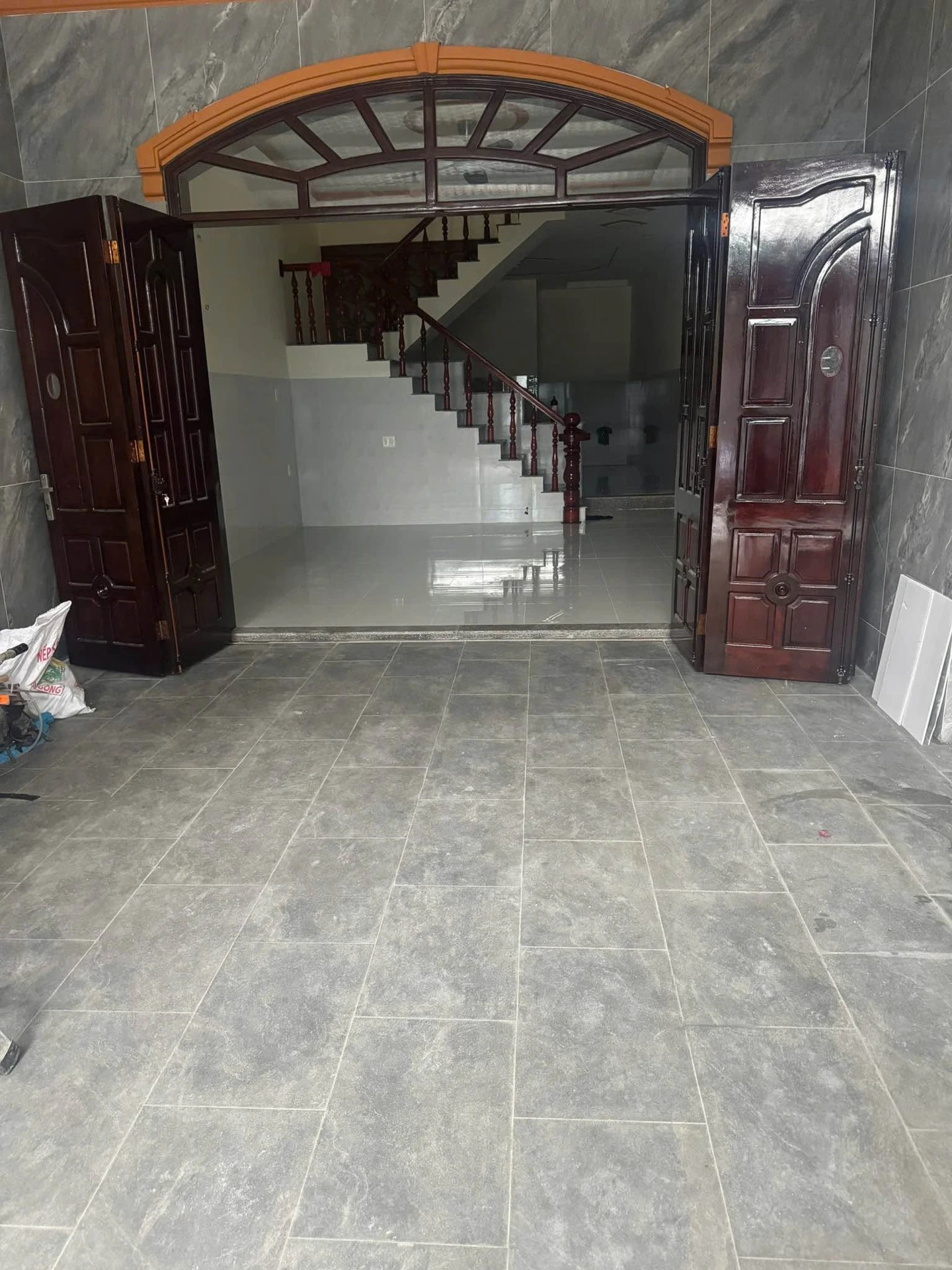 Bán nhà 1 trệt 2 lầu 100m² 4PN Vũng Tàu - Ảnh 1