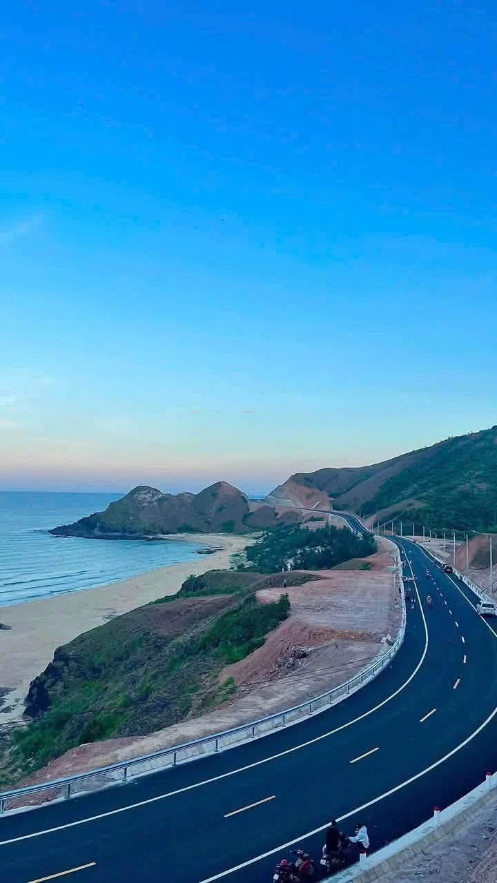 Bán đất gốc sát biển 100m² Hoài Hải Bình Định 780 triệu - Ảnh 1