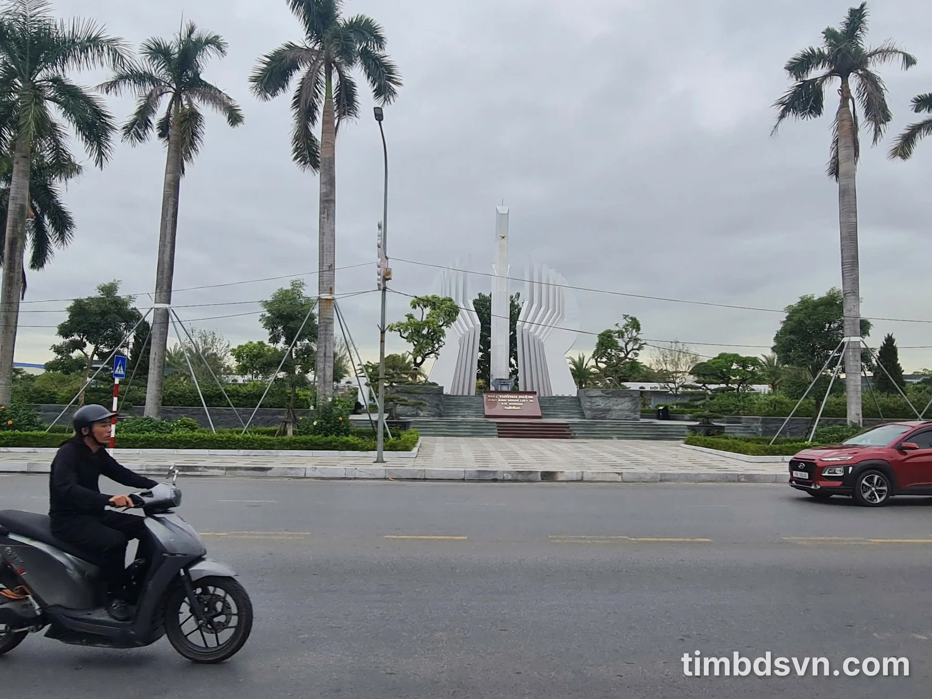 Bán nhà phố 3 tầng 50m² 3 PN tại Phan Đăng Lưu, Tân Phú - Ảnh 1