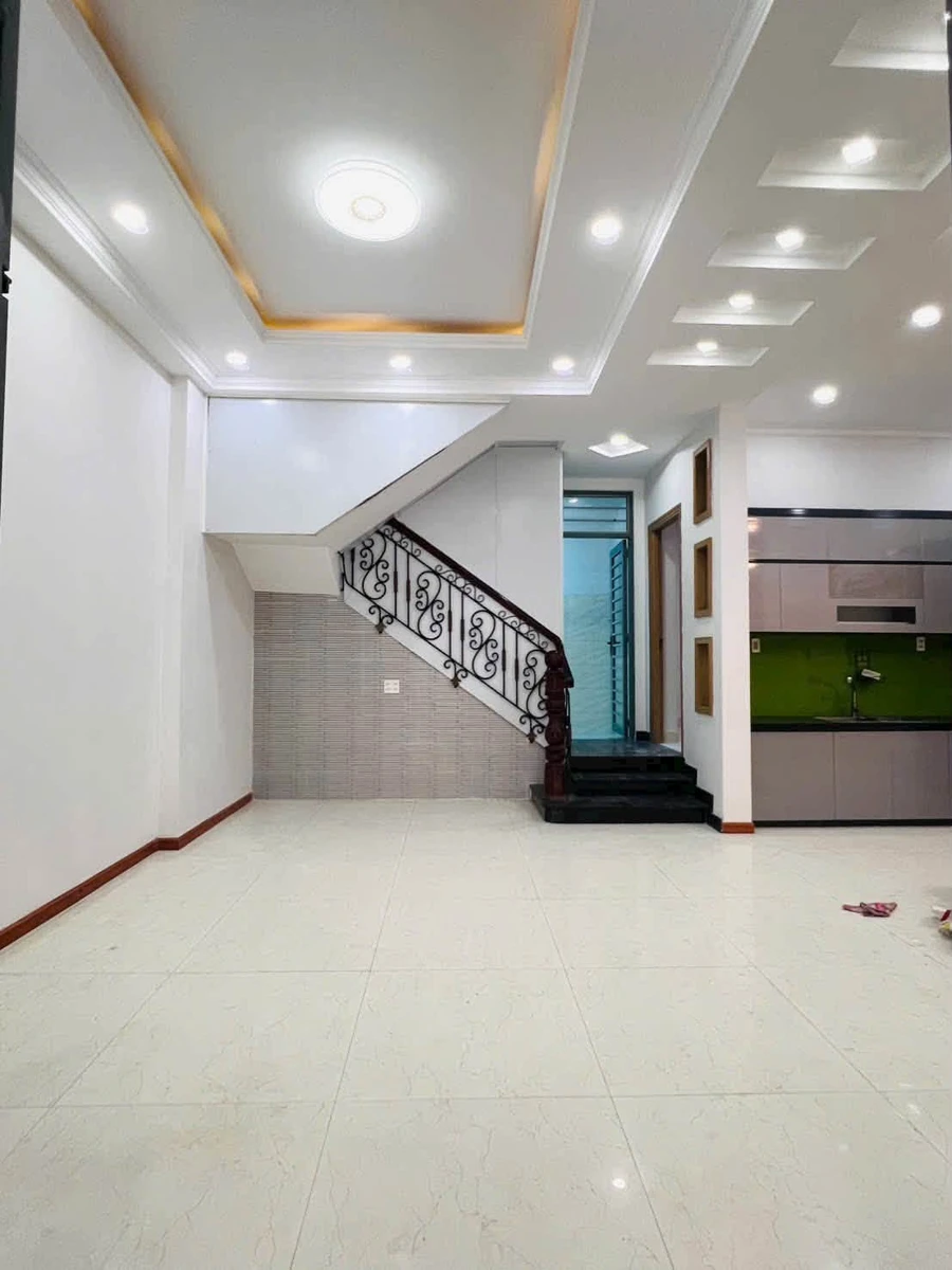 Cho thuê nhà mặt tiền Thạnh Lộc 105m² 4PN gần chợ Cầu Đông - Ảnh thu nhỏ 3