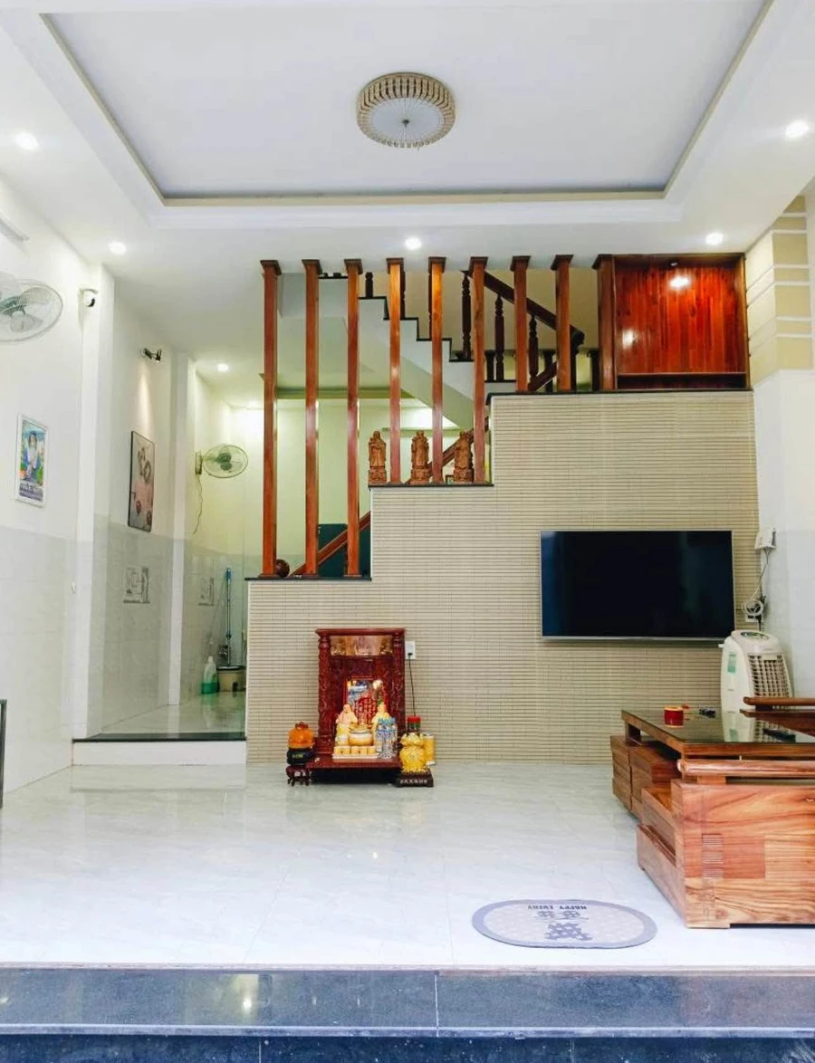 Bán nhà 3 tầng 38m2 đường Lê Thanh Nghị 2 tỷ 450 - Ảnh thu nhỏ 2