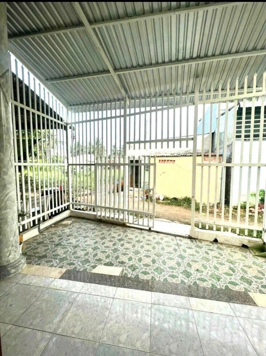 Bán nhà 2 phòng ngủ 65m² hẻm Sư Vạn Hạnh, Rạch Giá - Ảnh 1