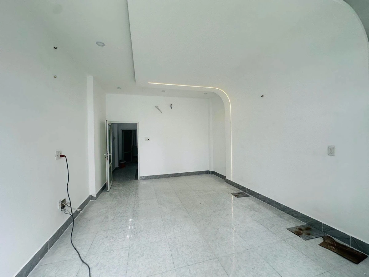 Bán nhà 3 tầng hẻm 92 Lâm Thị Hố, Quận 12, 68m2, giá 5,68 tỷ - Ảnh thu nhỏ 5