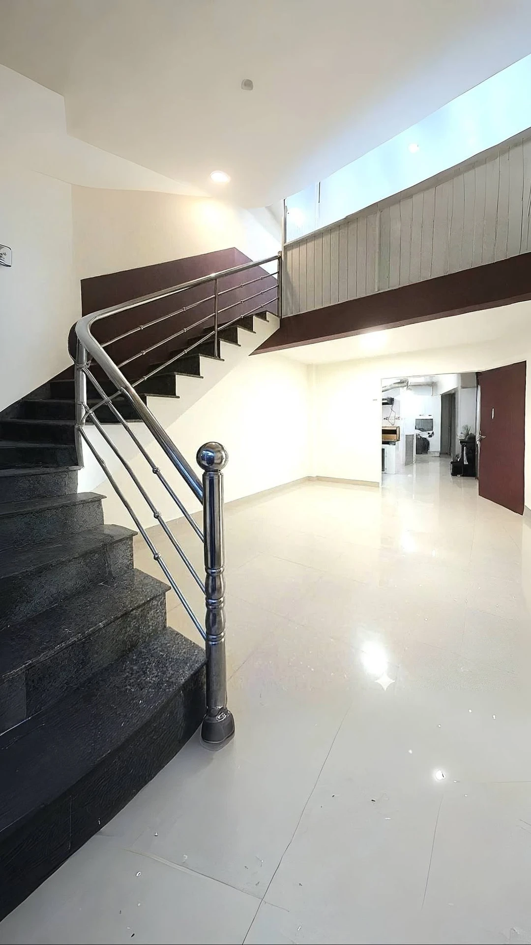 Cho thuê nhà 2PN 111m2 Tân Phú 4.5 triệu/tháng - Ảnh 1