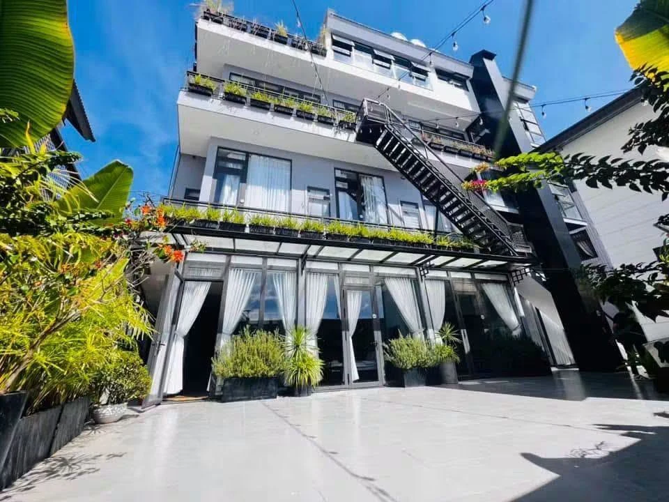 Bán tổ hợp khách sạn, quán cafe 320m2 Lý Nam Đế - Ảnh thu nhỏ 4