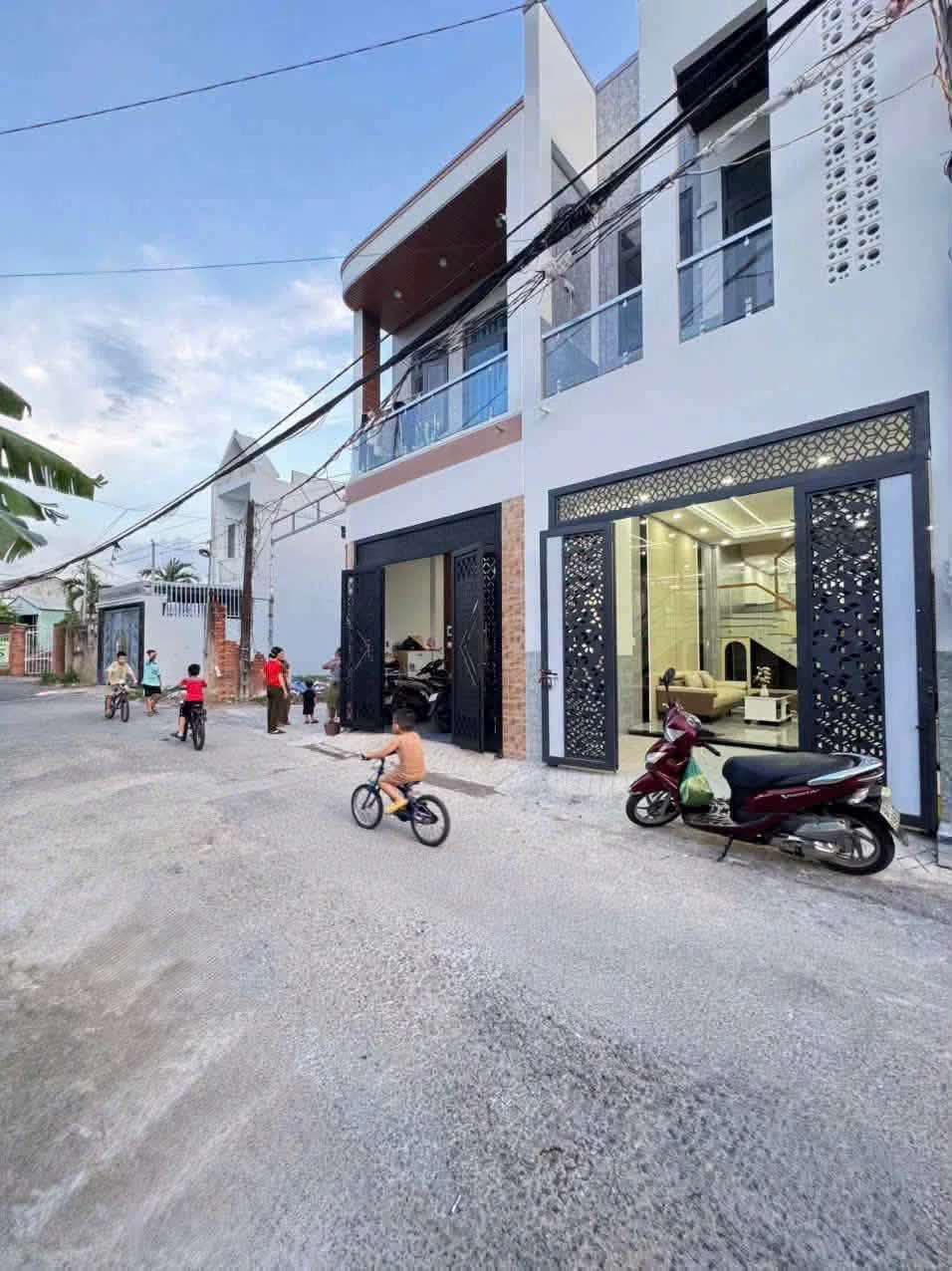 Bán nhà 1 trệt 1 lầu 3PN sổ riêng thổ cư Khu phố 2 Trảng Dài, Biên Hòa - Ảnh 1