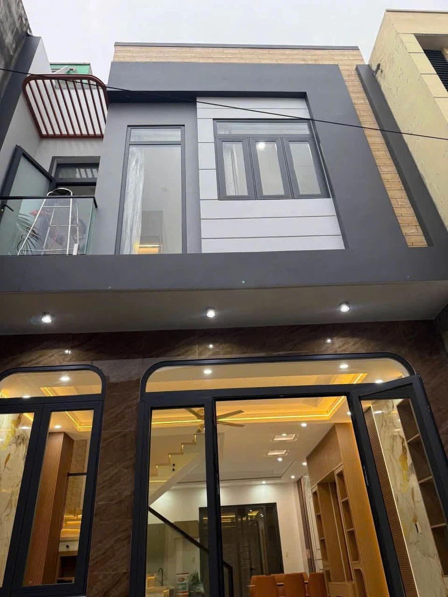 Bán nhà 1 trệt 1 lầu 57,6m² Bình Trị Đông, 5 tỷ 2 - Ảnh 1