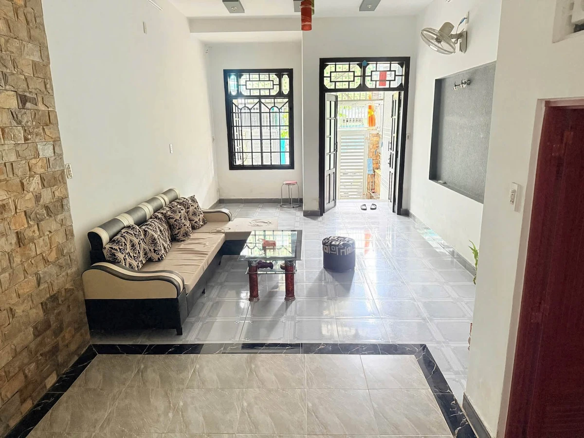 Cho thuê nhà nguyên căn 2PN 119m² gần Cầu Hộ Tây Nha Trang - Ảnh thu nhỏ 2