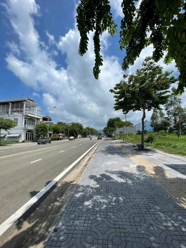 Bán đất mặt tiền kinh doanh đường Hoàng Hoa Thám, Long Tâm, TP Bà Rịa, 97m2, 3,9 tỷ