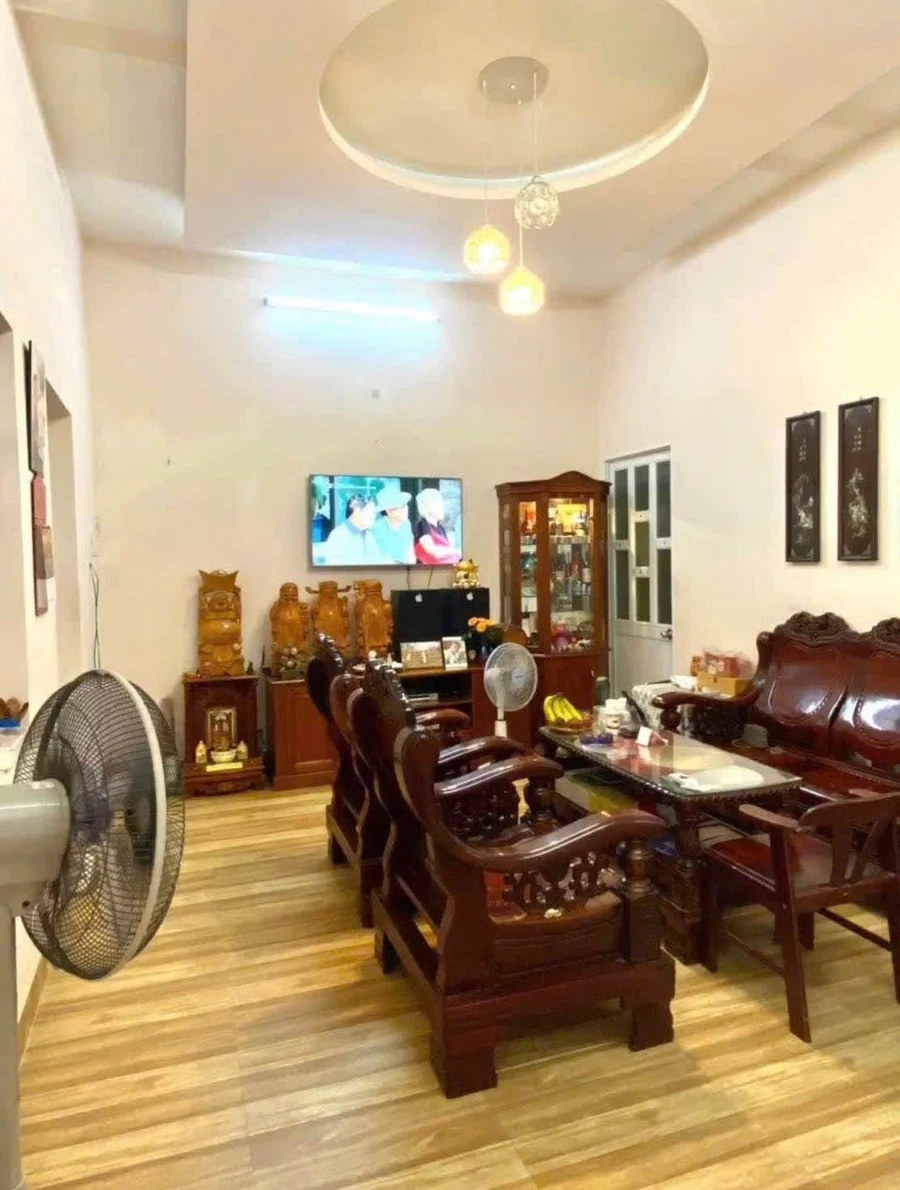 Bán nhà hẻm Cô Giang, P.4 Vũng Tàu, 82m², 2PN, 4 tỷ - Ảnh thu nhỏ 3