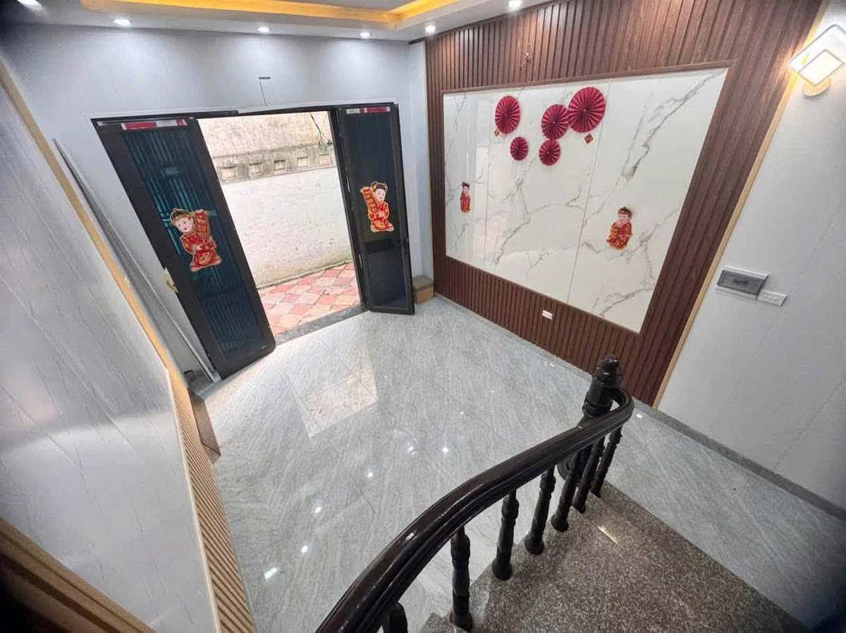 Bán nhà 30m² 3 phòng ngủ Trần Nguyên Hãn 2,09 tỷ - Ảnh thu nhỏ 3