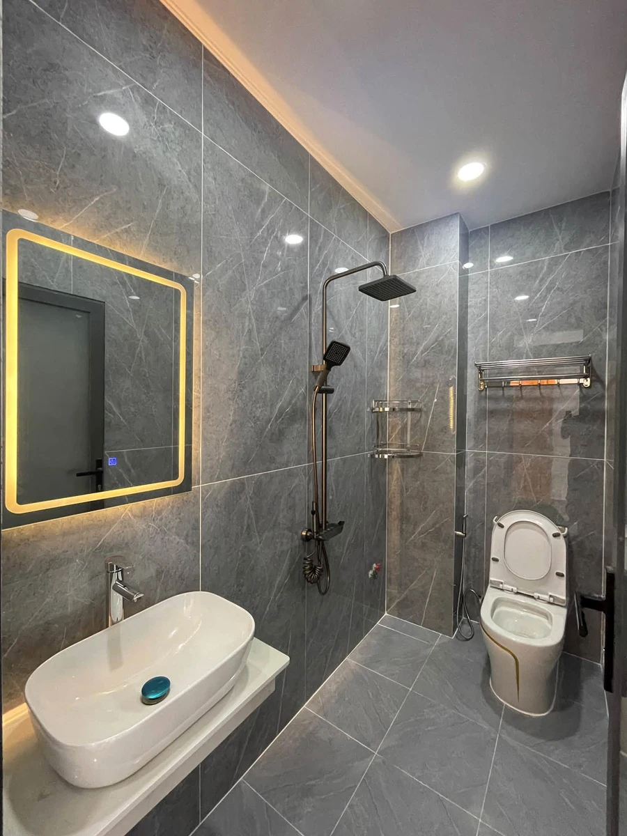 Bán nhà 5 tầng 4 phòng ngủ 72m² Bình Tân 8 tỷ - Ảnh thu nhỏ 4