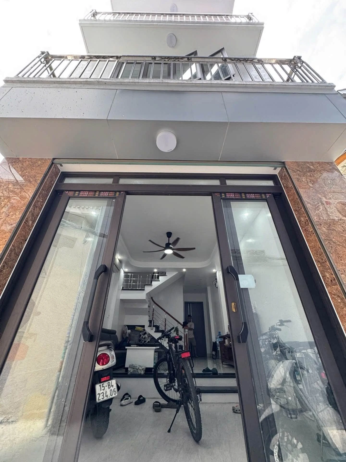 Bán nhà Nguyễn Hữu Tuệ 80m² 3 tầng giá 3 tỷ - Ảnh 1