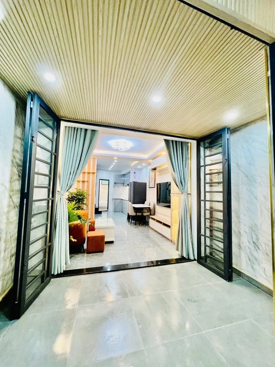 Bán nhà nguyên căn 3 phòng 80m² full nội thất Lê Quang Định - Ảnh 1