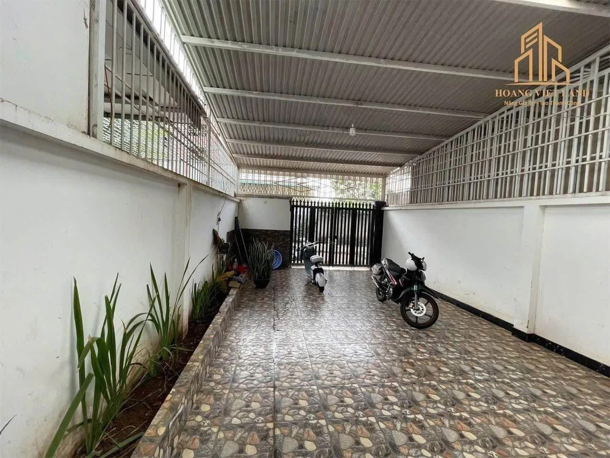 Bán nhà mặt tiền Trần Cừ 150m², 4PN, Bình Tân - 7,5 tỷ - Ảnh thu nhỏ 3