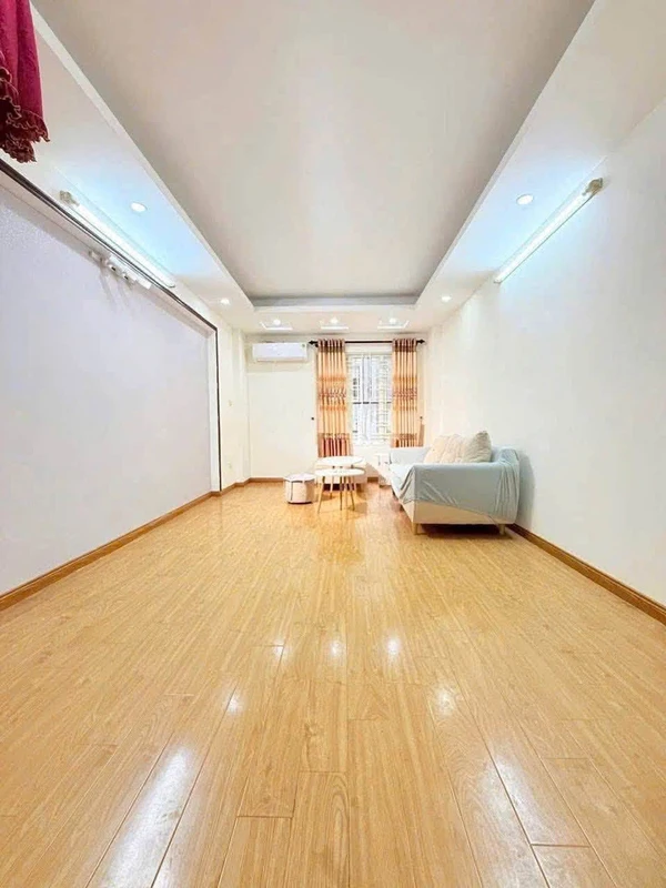 Cho thuê nhà nguyên căn 35m2, 3 phòng ngủ, Gốc Đề, Hai Bà Trưng