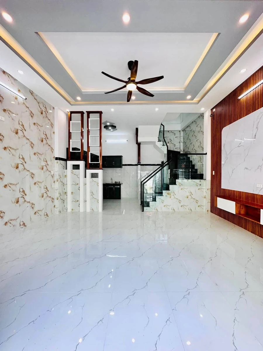 Bán nhà 3 tầng hẻm ô tô 150m² Quy Nhơn, 3.8 tỷ - Ảnh thu nhỏ 2