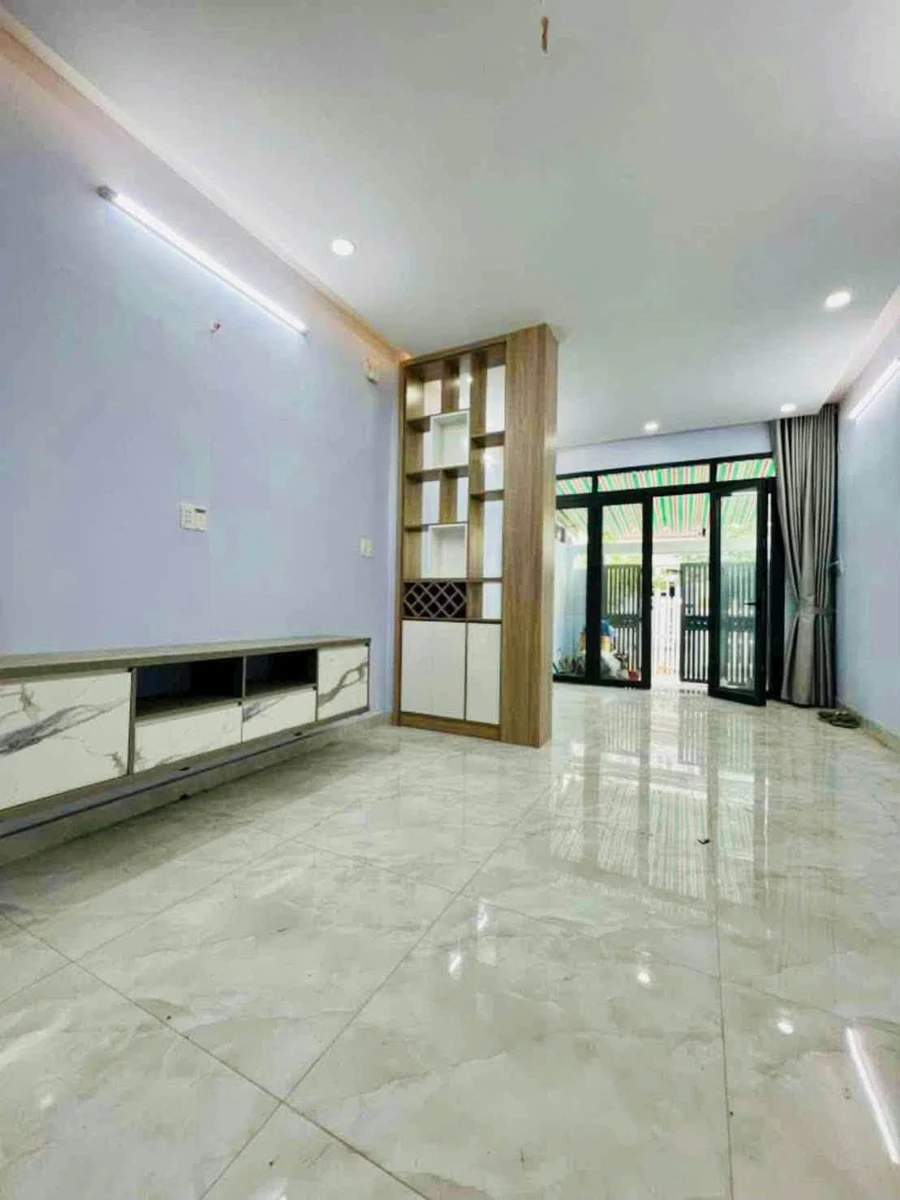Bán nhà 4 tầng 60m² Huỳnh Tấn Phát Quận 7, 5 tỷ 3 - Ảnh thu nhỏ 2