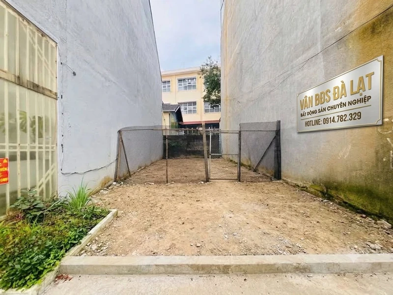 Bán lô đất sổ riêng 122.45m² Nguyễn Công Trứ Đà Lạt, 4.2 tỷ