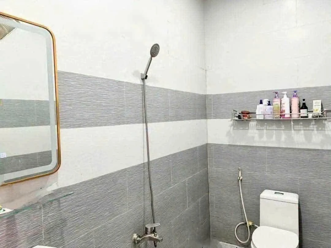 Bán nhà mặt tiền U Minh 10, 4,65x17m, 1 trệt 1 lầu, 2 phòng ngủ, gần chợ Rạch Sỏi - Ảnh thu nhỏ 4