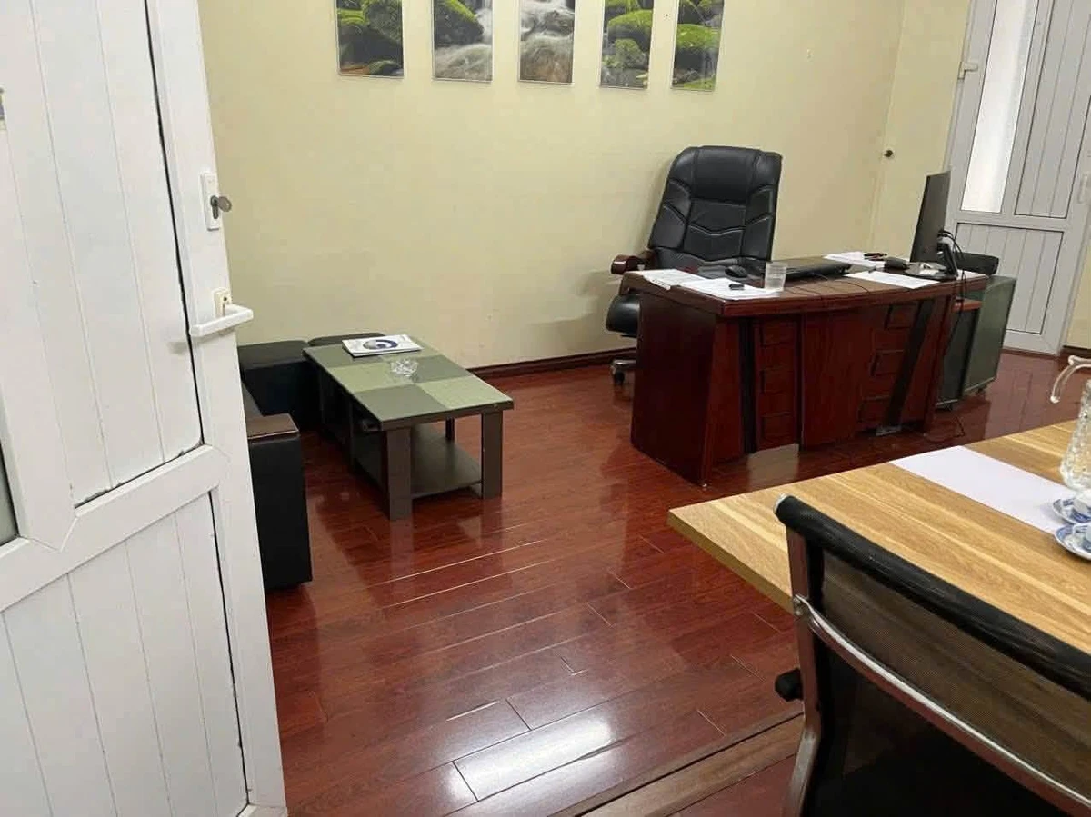 Cho thuê nhà 50m2 5 tầng Hào Nam Đống Đa 20 triệu/tháng - Ảnh thu nhỏ 4