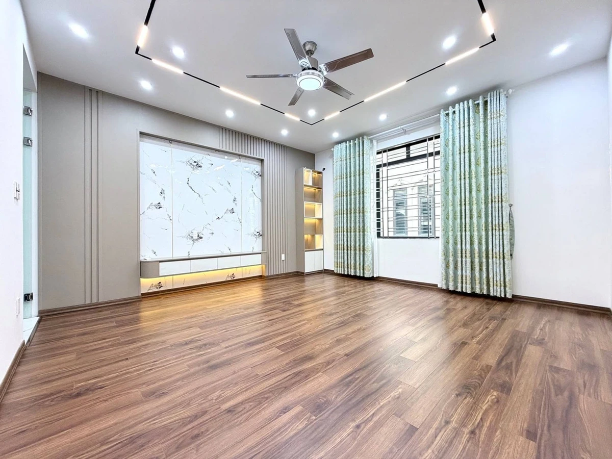 Bán nhà phố 60m2 4 tầng mặt tiền 5m Tôn Đức Thắng Quận 5 - Ảnh thu nhỏ 3