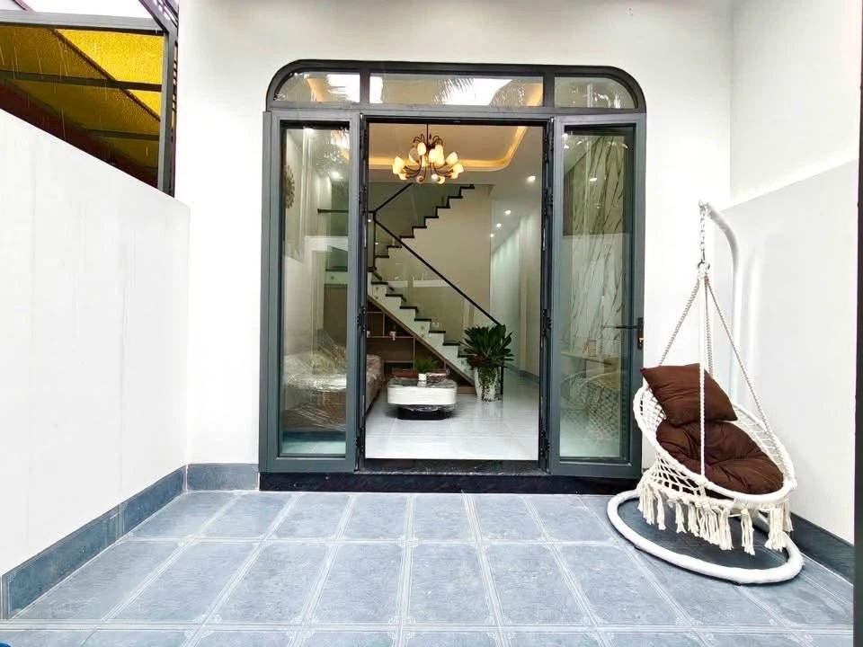 Bán nhà 1 trệt 1 lầu 4x16m hẻm ô tô, 3PN 3WC, đường Nguyễn Cư Trinh, Rạch Giá - Ảnh thu nhỏ 2