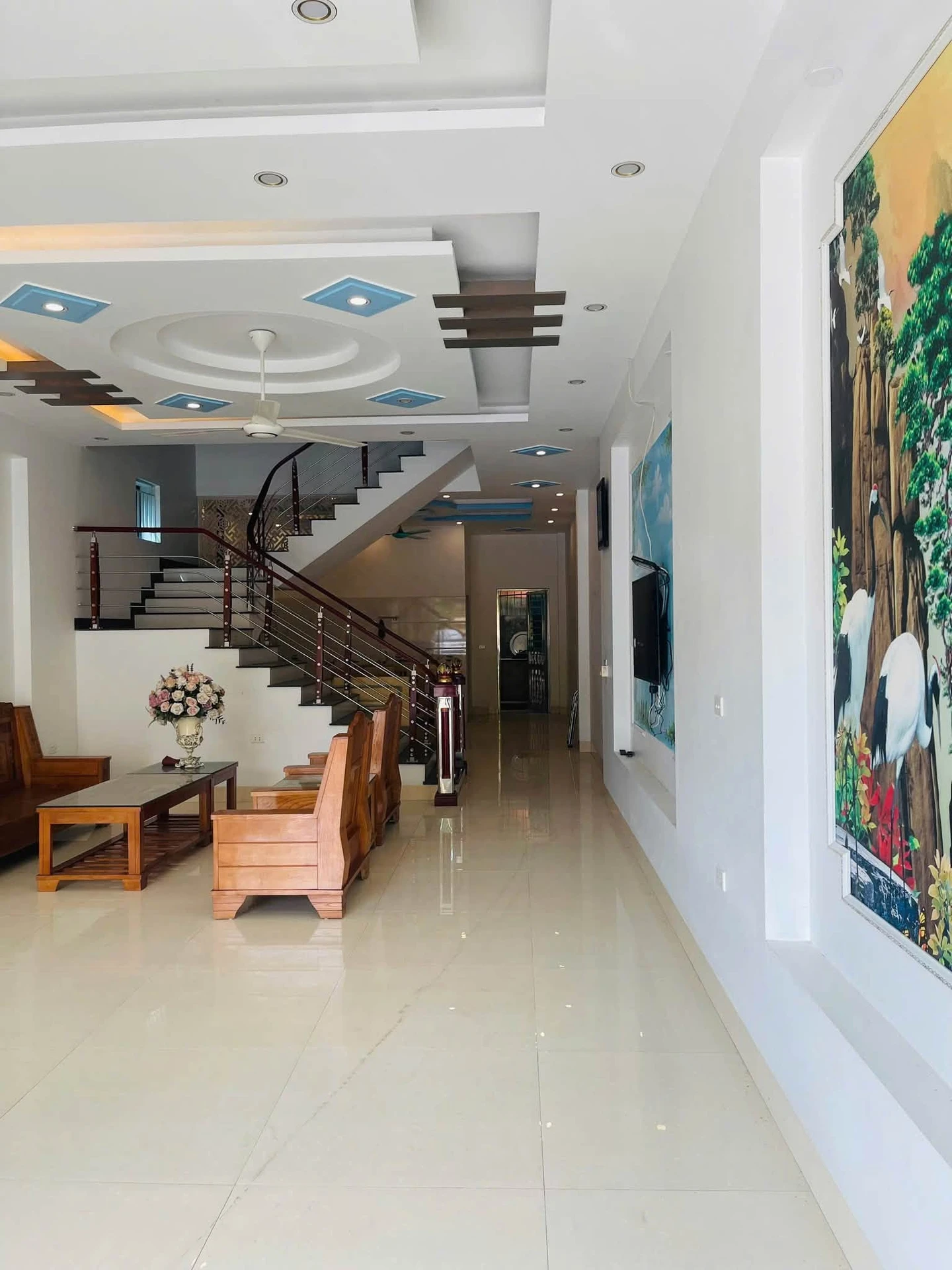 Bán nhà 3 tầng 4PN gần Trần Đăng Ninh, 98m², 4.38 tỷ - Ảnh 1