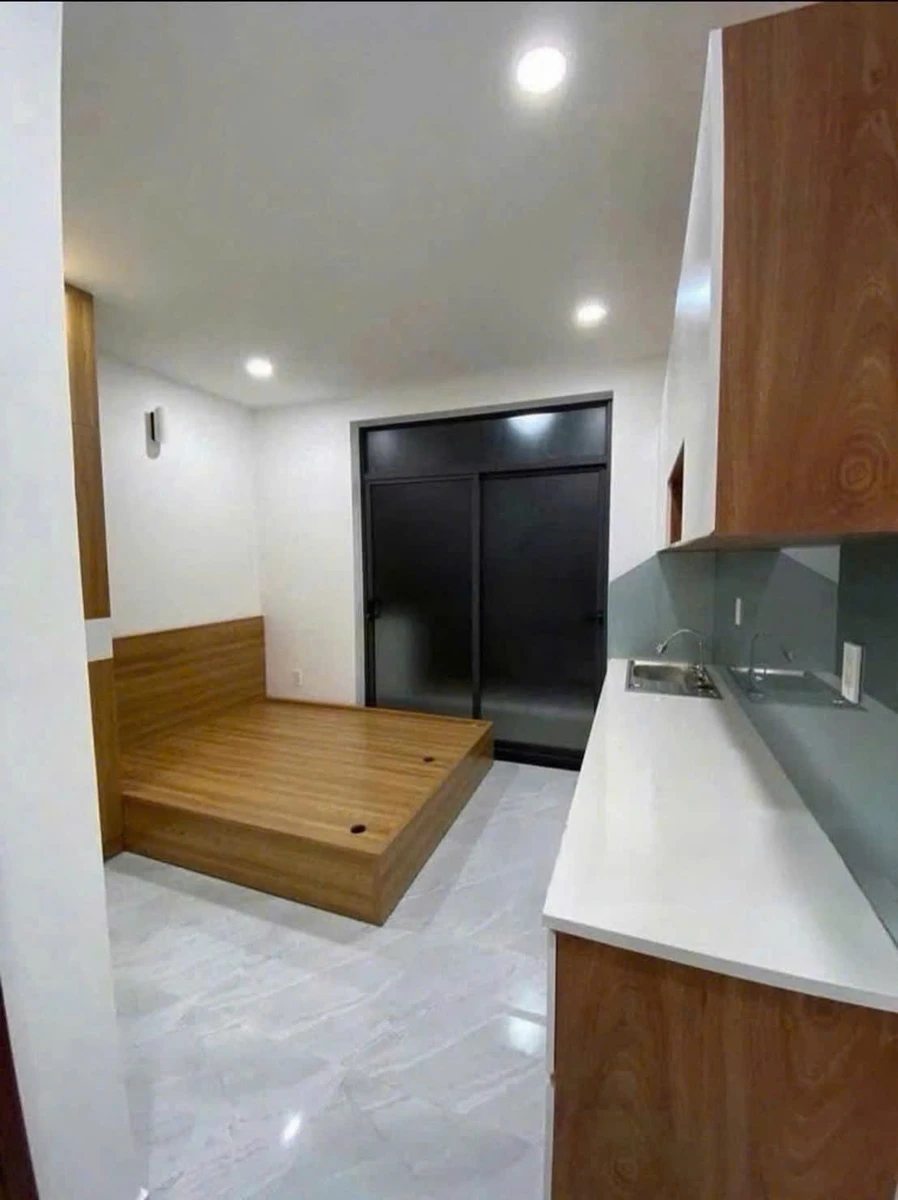 Bán nhà mặt tiền Đào Duy Từ Phú Nhuận 40m2, 5 tầng, 6 phòng, 7 WC, giá 10,6 tỷ - Ảnh thu nhỏ 5