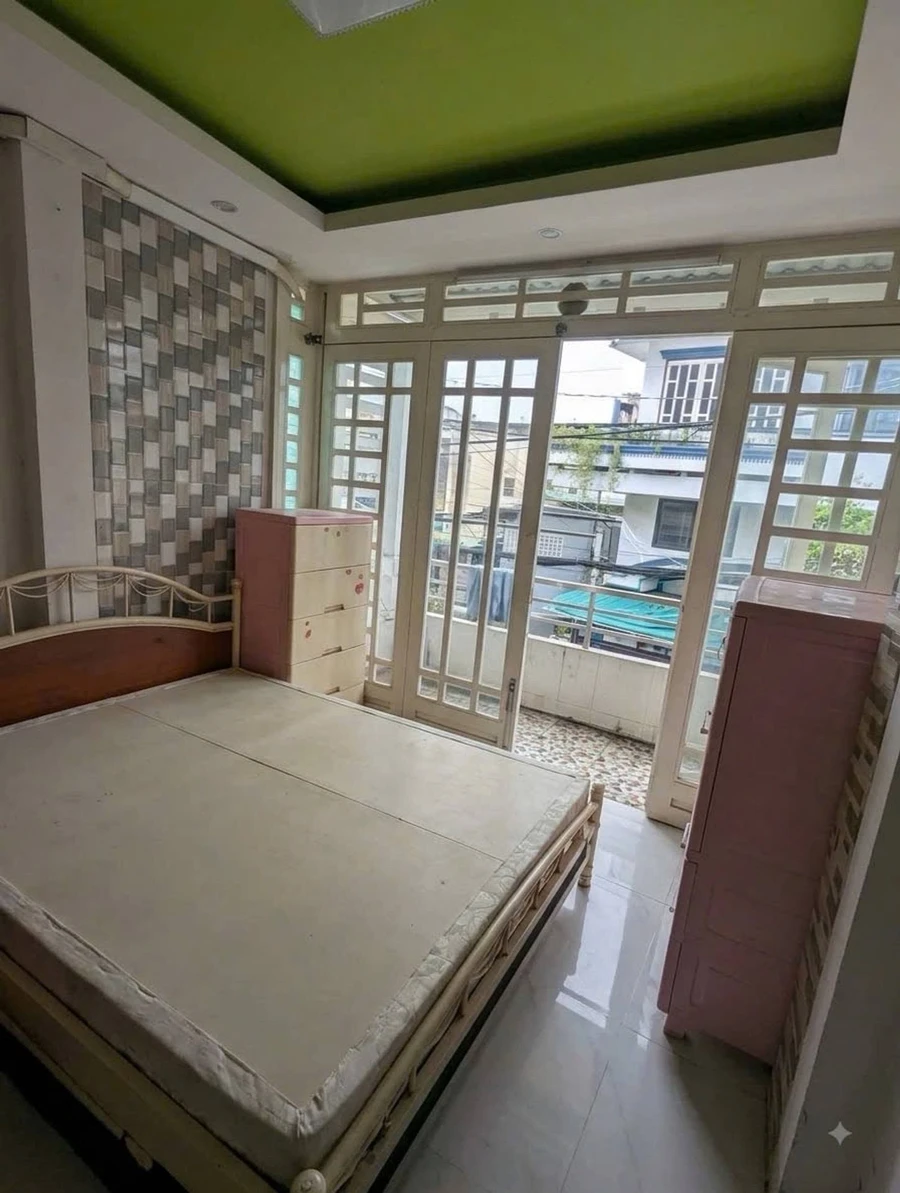 Bán gấp nhà hẻm 6m đường Phan Văn Trị 1 trệt 1 lầu 3PN 2WC giá 4,9 tỷ - Ảnh thu nhỏ 4