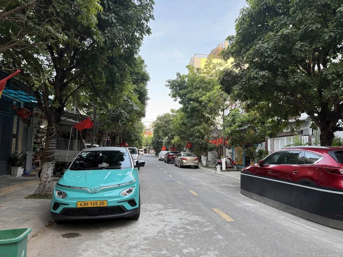 Bán nhà 3PN, 75m², mặt tiền Sơn Trà, sát biển, 9 tỷ - Ảnh thu nhỏ 2