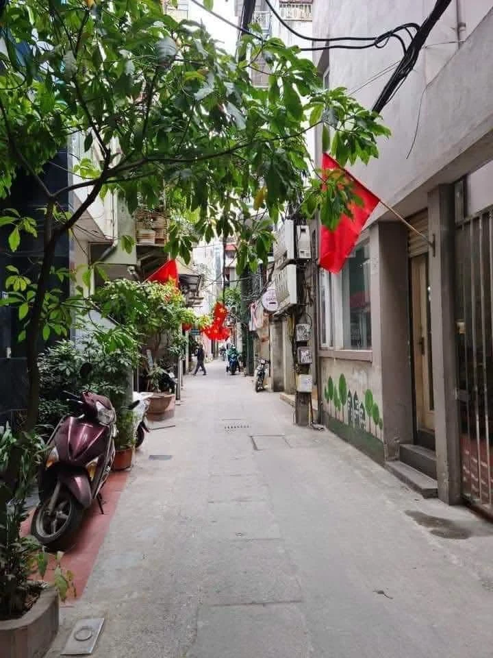 Bán nhà 4 phòng ngủ 35m2 giá 8 tỷ Hà Đông - Ảnh thu nhỏ 3