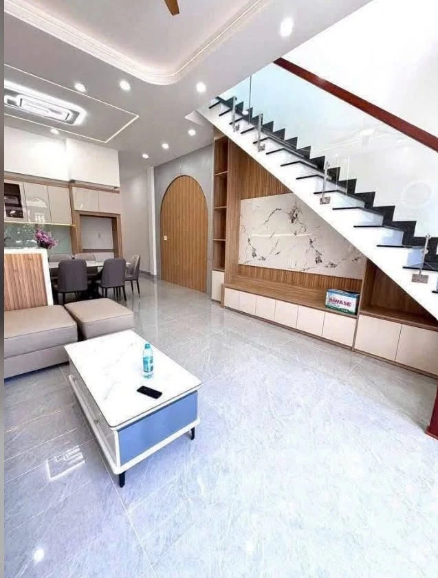 Bán nhà 1 trệt 1 lầu Tân Uyên 60m2 3 phòng ngủ 1 tỷ 700 - Ảnh thu nhỏ 3