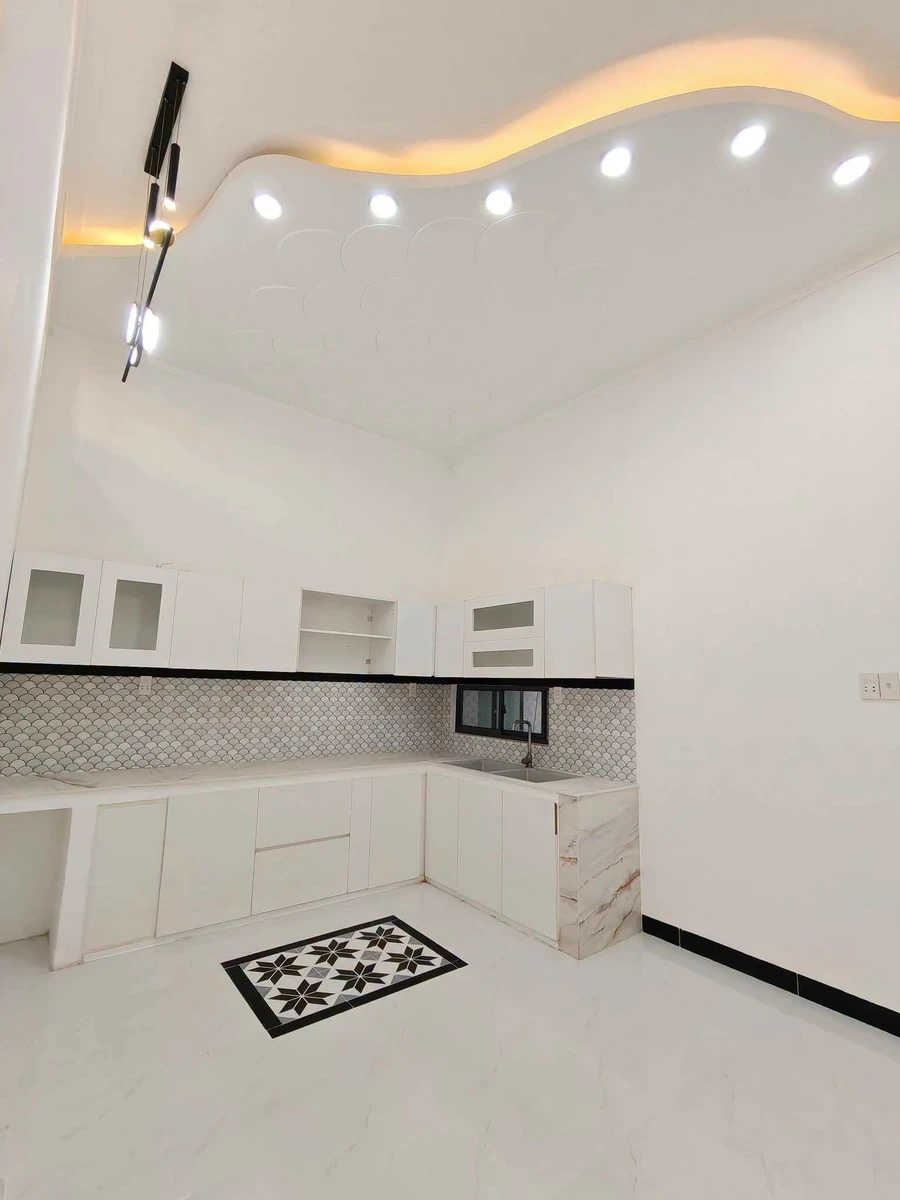Bán nhà tân cổ điển 5x28m, 3 phòng ngủ, hẻm Trịnh Phong Đáng, Tân Phú, giá 1,39 tỷ - Ảnh thu nhỏ 4
