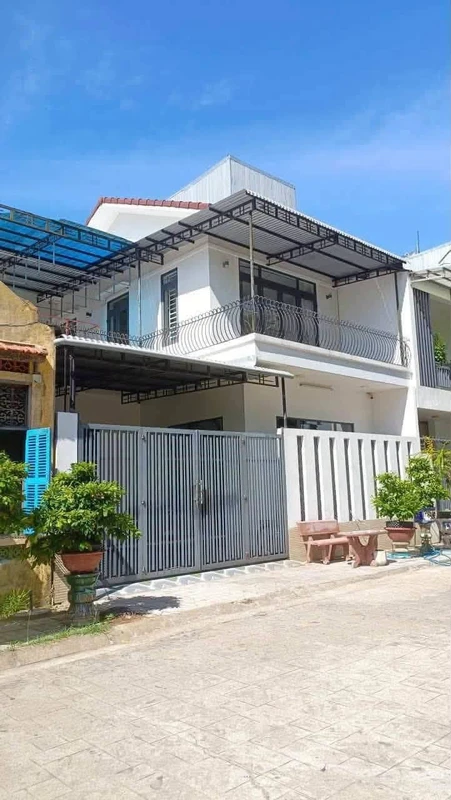 Bán nhà 10x12m (120m²) giá 3,9 tỷ Quảng Ngãi