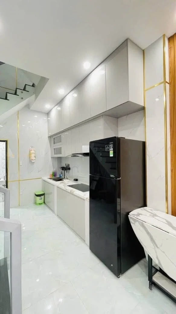 Bán nhà 4 tầng 3,3x8m, 2PN, đường Cao Đạt, Quận 5 - Ảnh thu nhỏ 3
