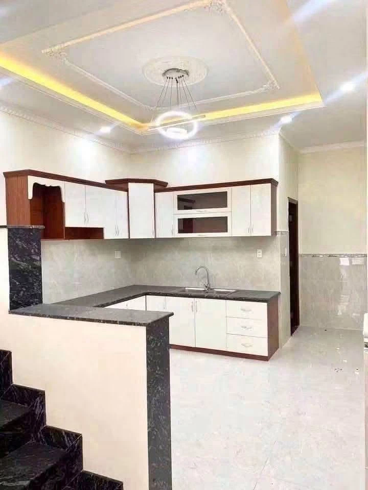 Cho thuê nhà mặt tiền 200m2, 4 phòng ngủ, Dĩ An - Ảnh thu nhỏ 4