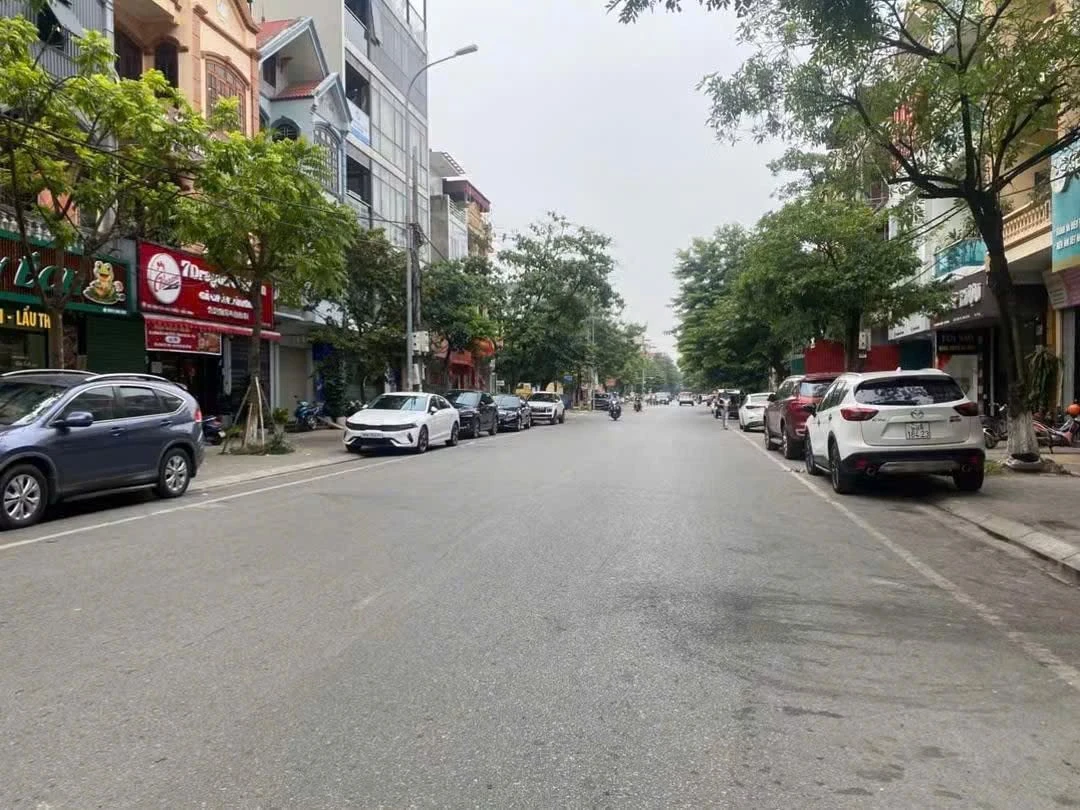 Bán nhà mặt phố Nguyễn Gia Thiều, Bắc Ninh, 81m², 17 tỷ - Ảnh thu nhỏ 2