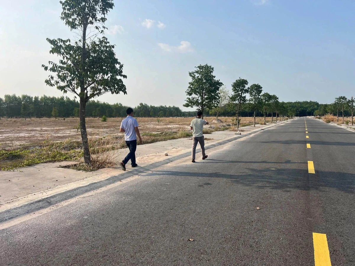 Bán đất Chơn Thành 150m² 680 triệu - Ảnh thu nhỏ 3