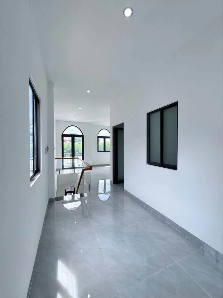 Nhà 2 lầu mới xây bán 1 tỷ 650 triệu, 100m2 - Ảnh thu nhỏ 5
